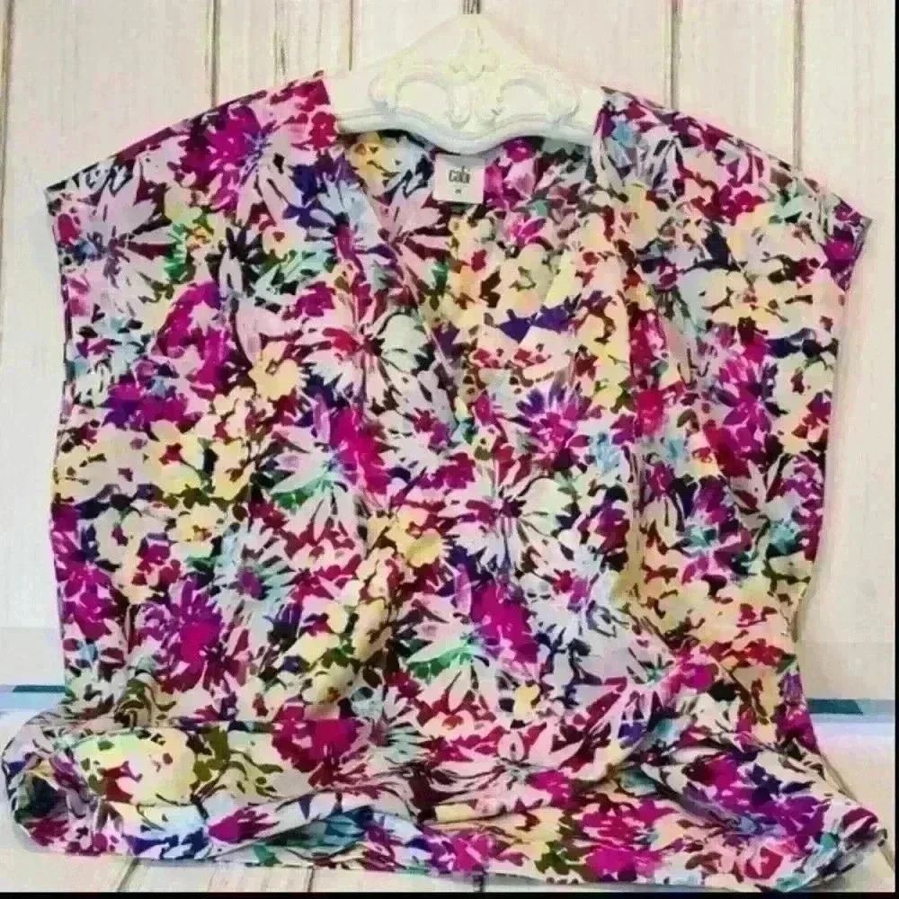 CAbi Women's M Pink Floral Sleeveless Crossover Wrap Camisole Top